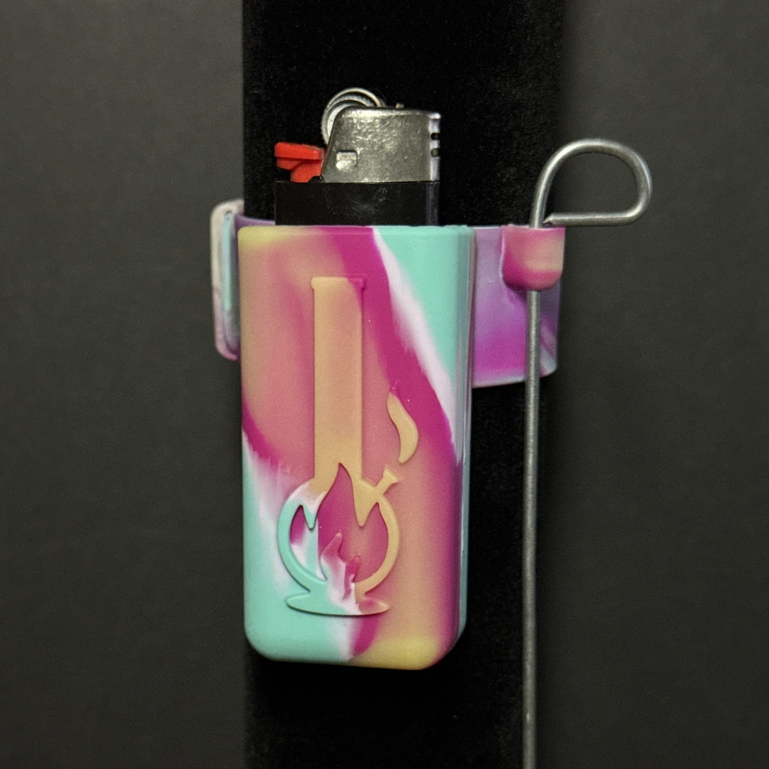 Silicone Water Pipe Caddy providing a secure grip and durable protection.